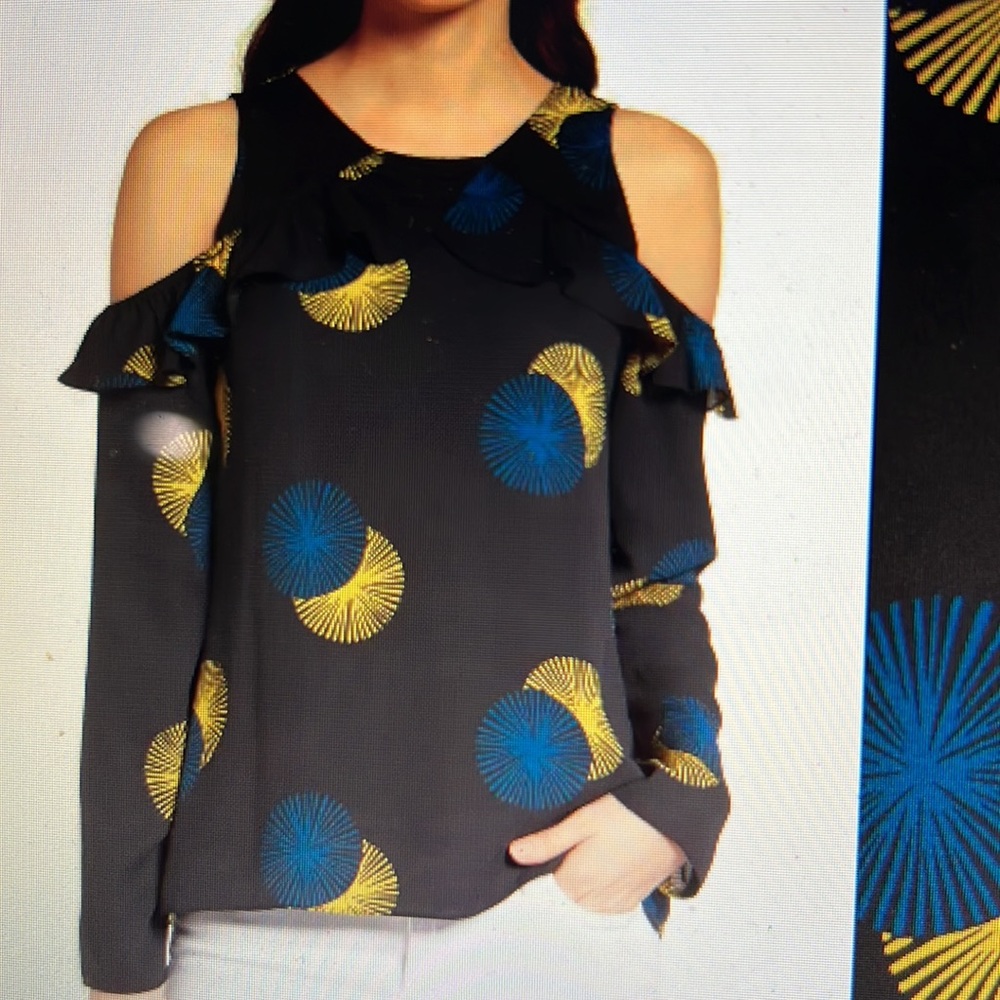 Trouvé Ruffle cold shoulder Too - Picture 8 of 9